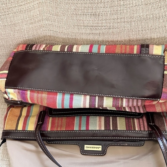 Giani Bernini Multi Compartment Striped Vegan Handbag Zipper & Magnetic Snap EUC - Picture 10 of 10